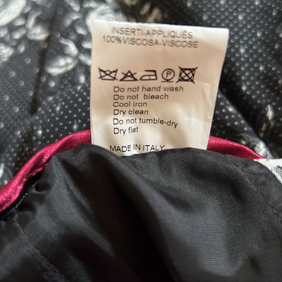 NWT I’m Isola Marras Black and White Rose Print Trousers.  Size EU 46 - Picture 12 of 12